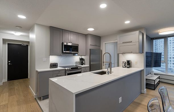 2107 689 Abbott Street Downtown VW