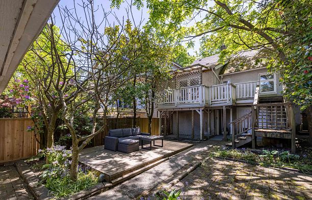 4343 11th Avenue Point Grey