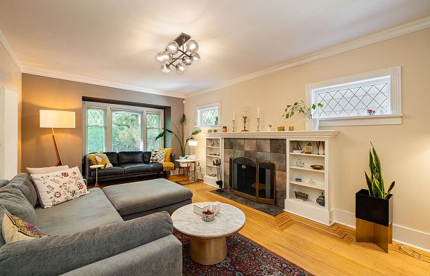 4343 11th Avenue Point Grey