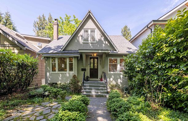 4343 11th Avenue Point Grey