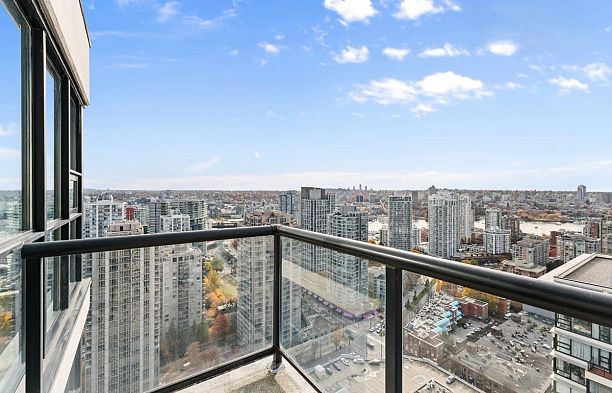 3403 909 MAINLAND STREET, Vancouver BC V6B 1T7 Yaletown