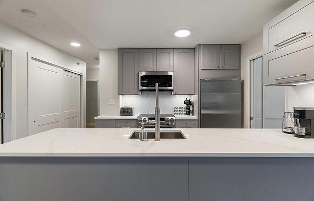 2107 689 Abbott Street Downtown VW