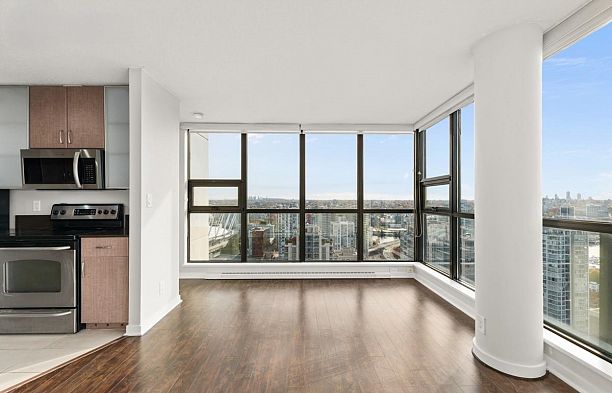 3403 909 MAINLAND STREET, Vancouver BC V6B 1T7 Yaletown