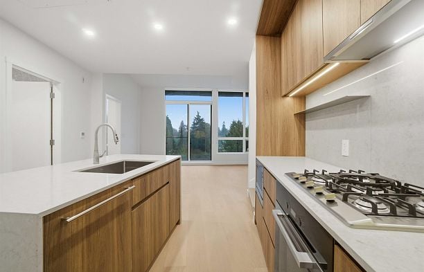 608 5212 Cambie Street Cambie