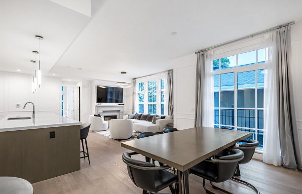 204 1009 Laurier Avenue Shaughnessy