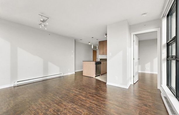 3403 909 MAINLAND STREET, Vancouver BC V6B 1T7 Yaletown