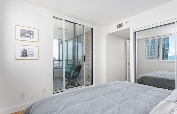 2208 63 KEEFER PLACE, Vancouver BC V6B 6N6 Downtown VW