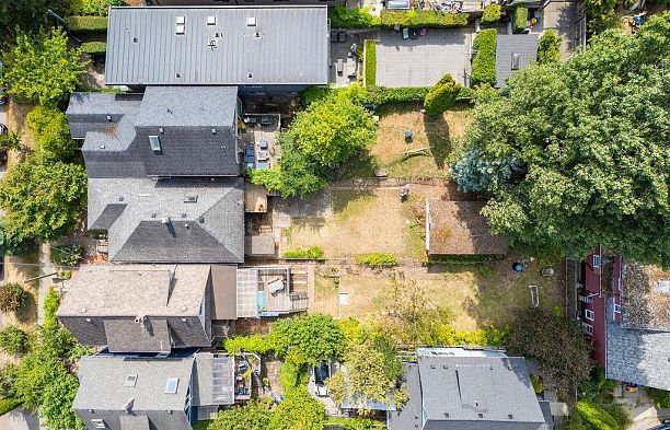 4225 John Street Main