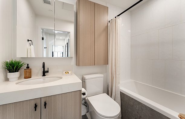 197 W King Edward Ave Street Cambie