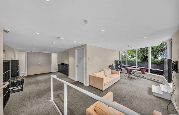 1002 833 Homer Street Downtown VW