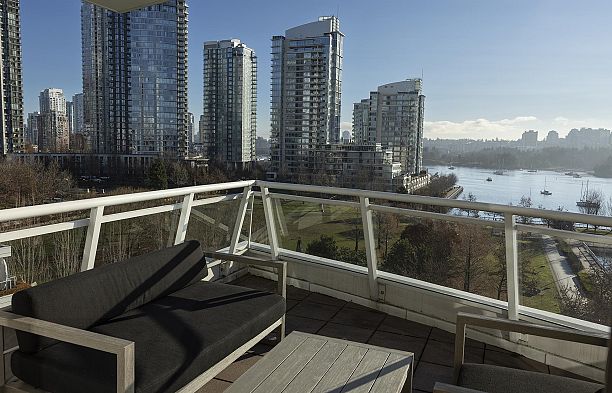 901 628 Kinghorne Mews Yaletown