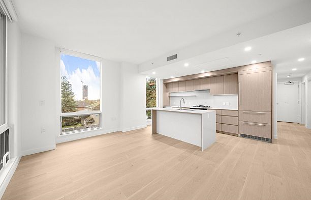 305 5212 Cambie Street Cambie