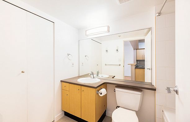 310 2768 Cranberry Drive Kitsilano