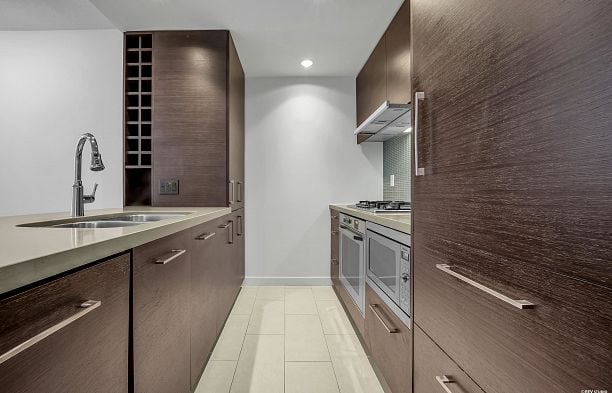 1002 833 Homer Street Downtown VW