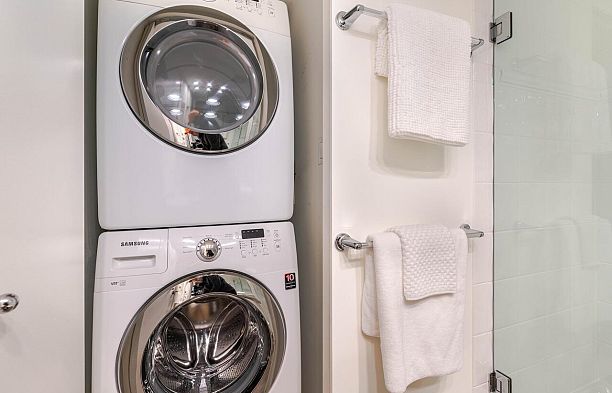 1403 1003 PACIFIC STREET, Vancouver BC V6E 4P2 West End VW