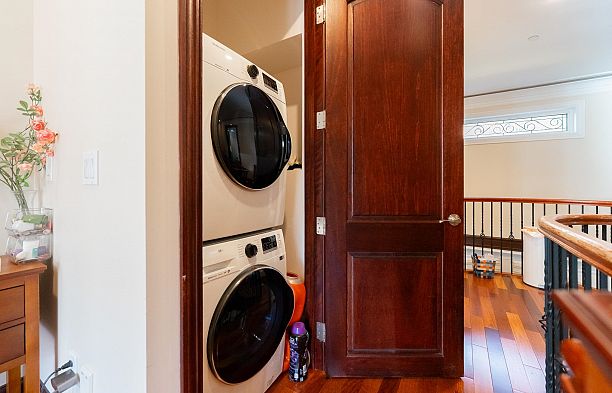 2502 W 36th Avenue MacKenzie Heights