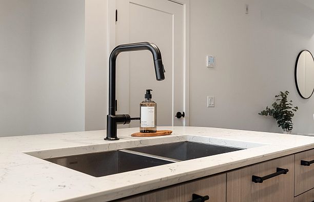 197 W King Edward Ave Street Cambie