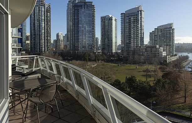 901 628 Kinghorne Mews Yaletown