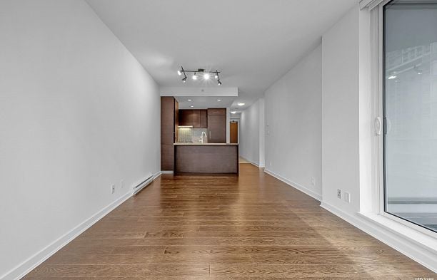 1002 833 Homer Street Downtown VW