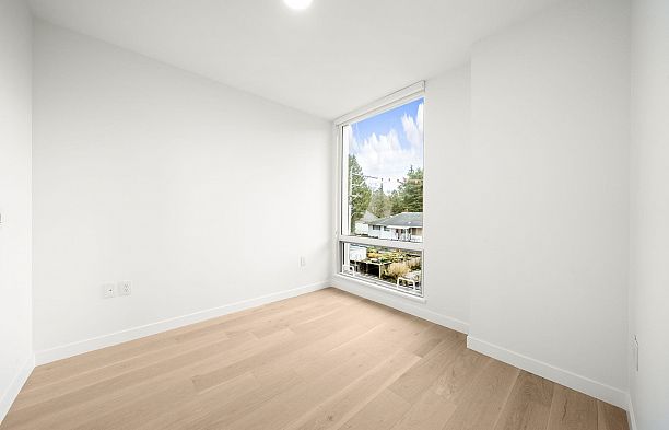 305 5212 Cambie Street Cambie