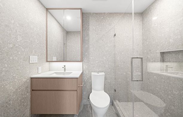 305 5212 Cambie Street Cambie