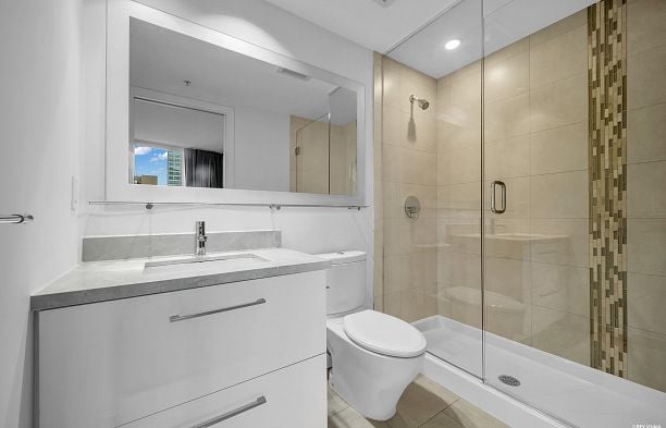 1002 833 Homer Street Downtown VW