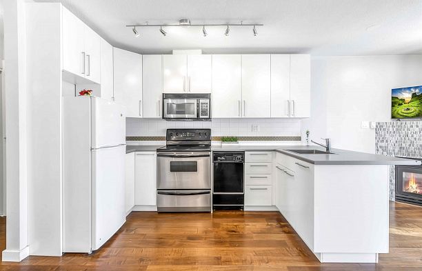 710 939 Homer Street Yaletown