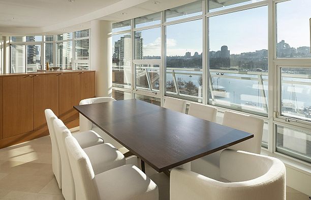 901 628 Kinghorne Mews Yaletown