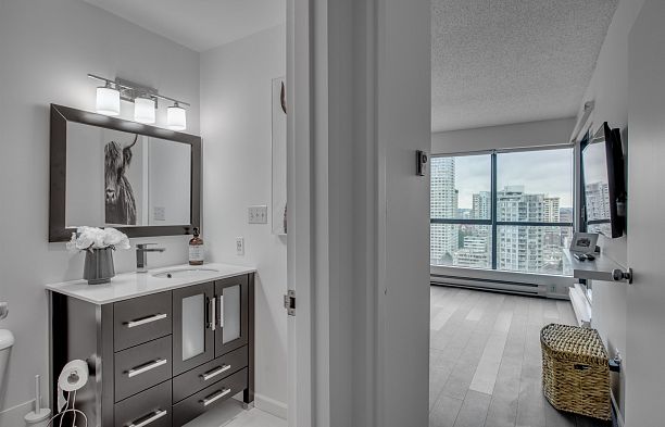 PH6 1060 ALBERNI STREET, Vancouver BC V6E 4K2 West End VW