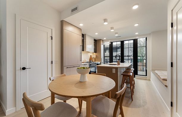 197 W King Edward Ave Street Cambie