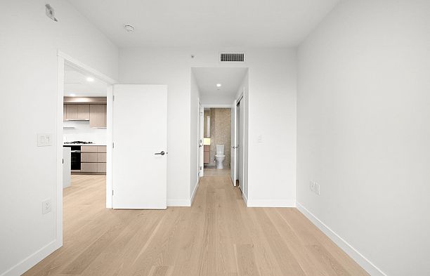 305 5212 Cambie Street Cambie