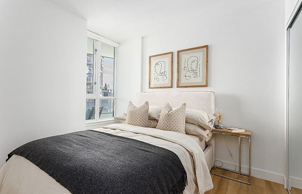 2208 63 Keefer Place Downtown VW