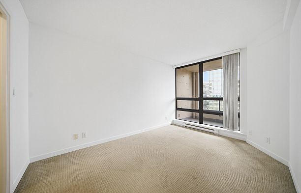 1908 938 Smithe Street Downtown VW