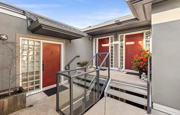 6 2880 W 33rd Avenue MacKenzie Heights