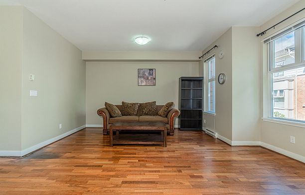 6602 Arbutus Street S.W. Marine