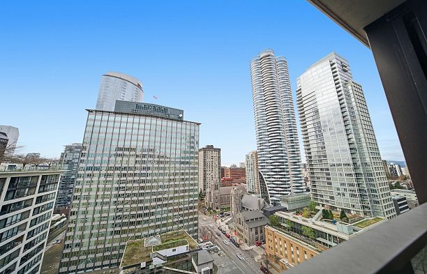 1908 938 Smithe Street Downtown VW