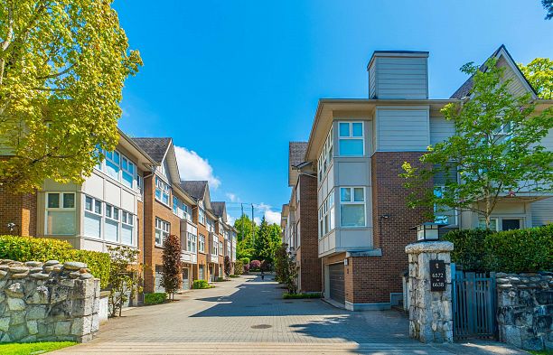 6602 Arbutus Street S.W. Marine