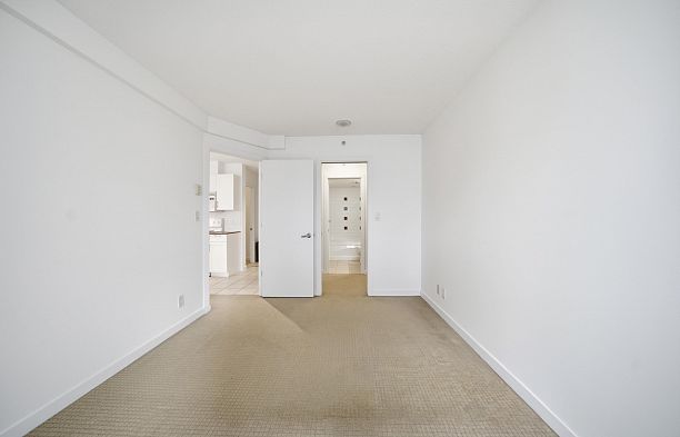 1908 938 Smithe Street Downtown VW