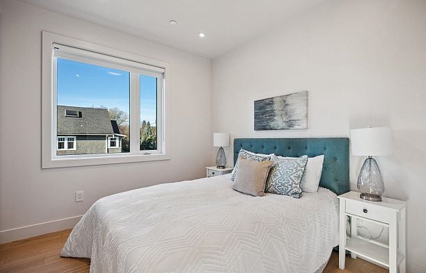 2 3620 W 20th Avenue Dunbar