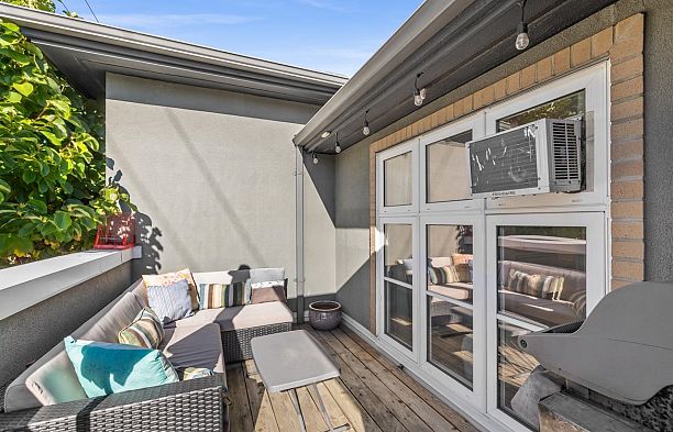 6 2880 W 33rd Avenue MacKenzie Heights