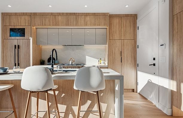 2 3620 W 20th Avenue Dunbar