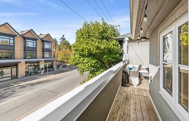 6 2880 W 33rd Avenue MacKenzie Heights