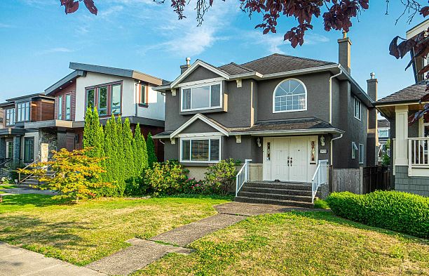 2922 W 22nd Avenue Arbutus