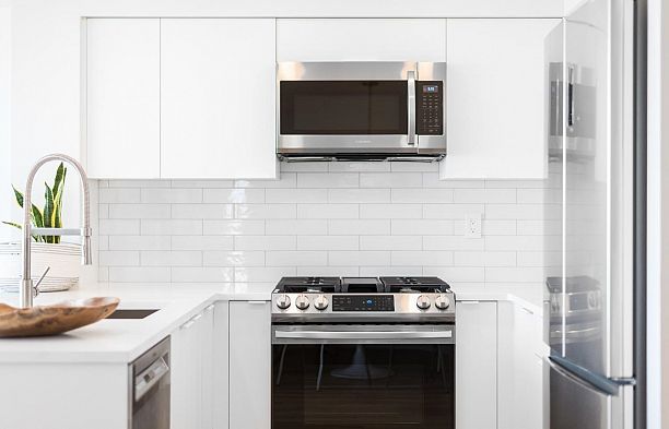 2208 63 Keefer Place Downtown VW