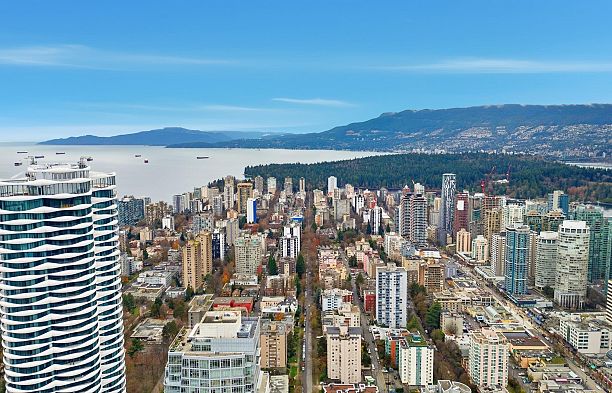 1908 938 Smithe Street Downtown VW