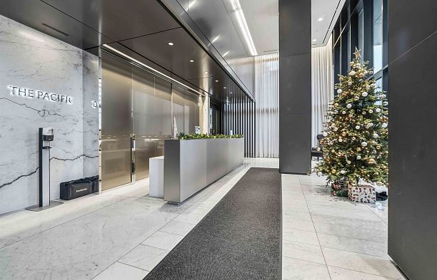 1002 889 Pacific Street Downtown VW