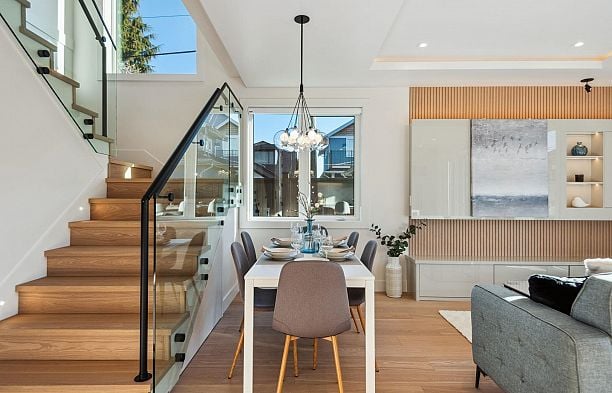 2 3620 W 20th Avenue Dunbar