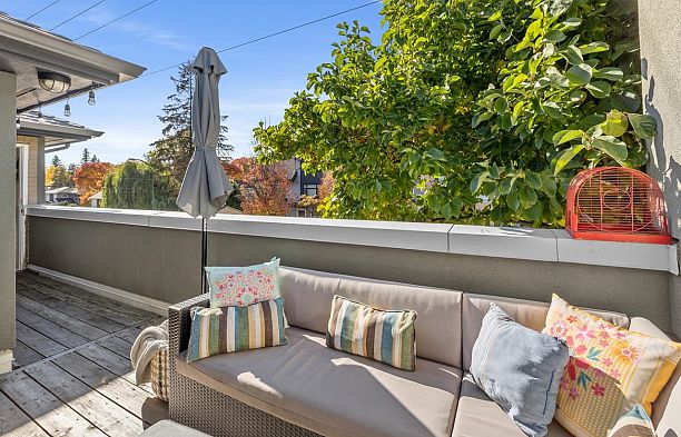 6 2880 W 33rd Avenue MacKenzie Heights