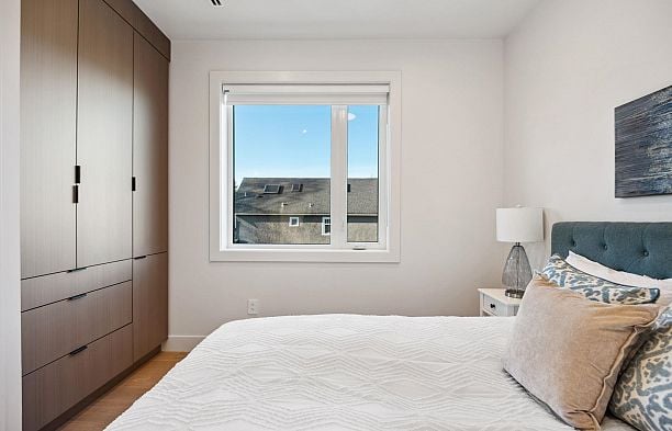 2 3620 W 20th Avenue Dunbar