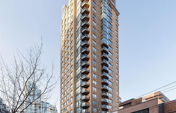 2409 1189 Howe Street Downtown VW